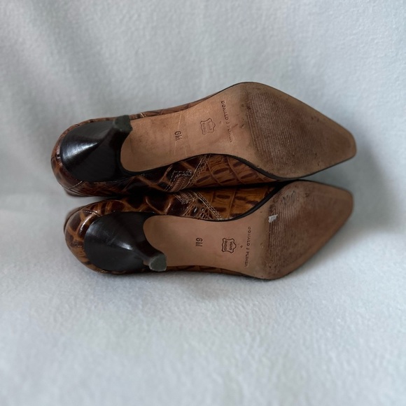 Donald J Pliner Size 6M Caramel Brown Leather “Snake Skin” Style Booties. - Picture 13 of 16